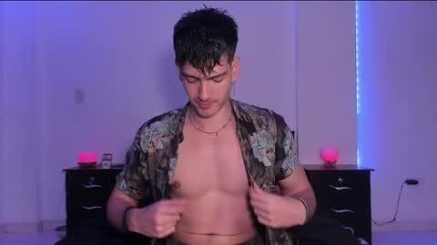 Valentino online show from 02.01.25