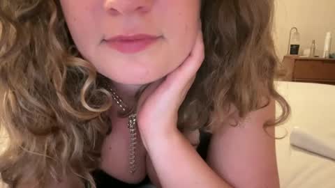 Snapshot of bbbecky33 chatting on 09.13.25 bbbecky33 online show from 09.13.25