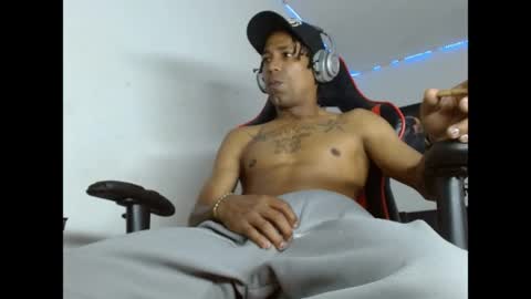 Snapshot of bbc_blaack chatting on 04.01.26 bbc online show from 04.01.26