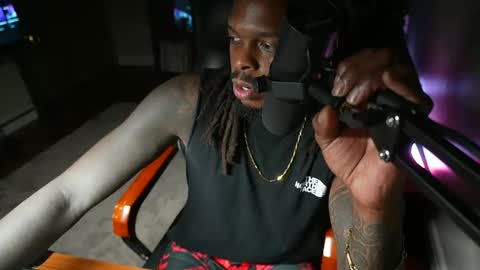 Black Daddy online show from 04.15.26