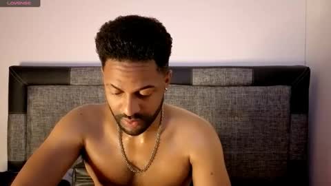 john online show from 10.04.25