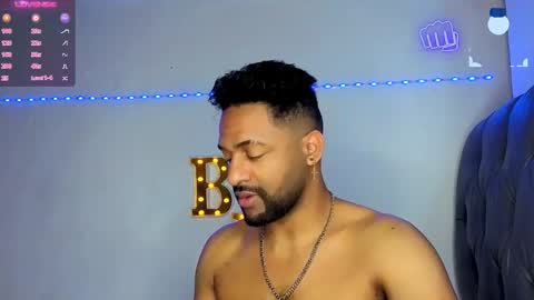 Snapshot of bbcblackhot33 chatting on 02.03.26 john online show from 02.03.26