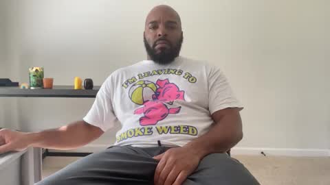 Snapshot of bbcfun44 chatting on 10.27.25 Zaddy online show from 10.27.25