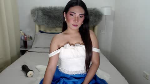 Snapshot of bbghur22 chatting on 10.01.25 sweetsy online show from 10.01.25