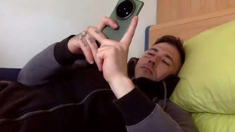 BB Namelezz online show from 04.11.26