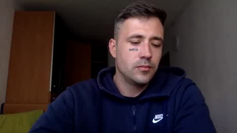 BB Namelezz online show from 04.12.26