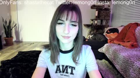 Snapshot of bbshasta chatting on 01.25.25 Shasta online show from 01.25.25