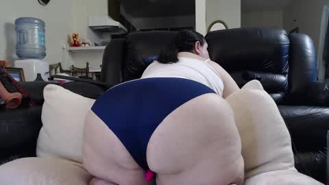 Julie online show from 09.22.25