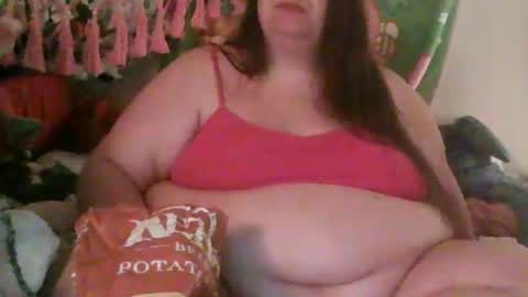Snapshot of bbwprincesselsie chatting on 03.12.25 princess elsie online show from 03.12.25