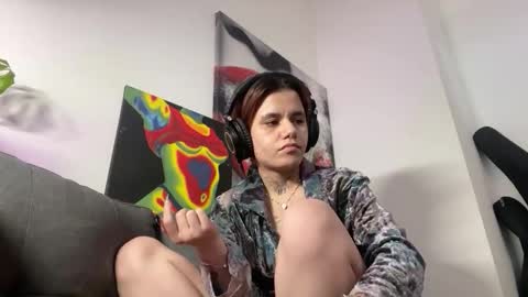 Snapshot of bbystonerfairy chatting on 01.08.26 Fae online show from 01.08.26
