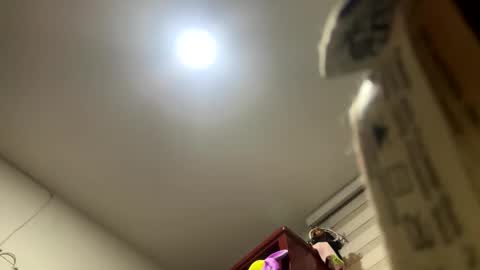 Sara  Juan online show from 10.21.25