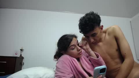 Sara  Juan online show from 11.25.25