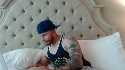 beachfun2526 online show from 10.22.25