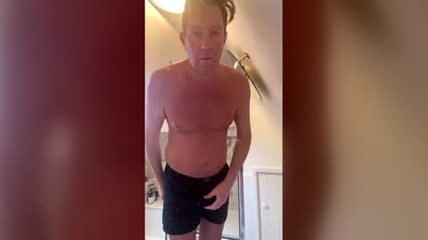 Beachlover39 online show from 02.23.26