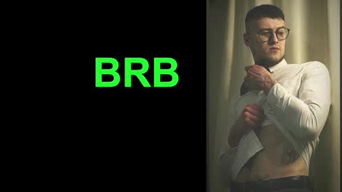 Snapshot of bearded_legend chatting on 11.11.25 Zeus online show from 11.11.25