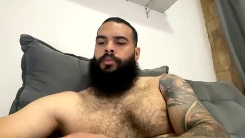 Snapshot of beardmax chatting on 02.07.26 Min online show from 02.07.26