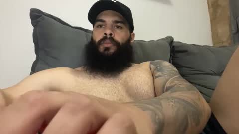 Snapshot of beardmax chatting on 02.24.26 Min online show from 02.24.26