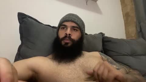 Snapshot of beardmax chatting on 02.24.26 Min online show from 02.24.26