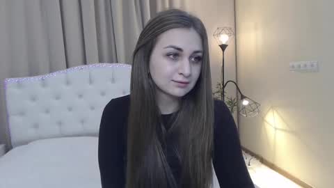 Snapshot of beataangel chatting on 04.25.26 beataangel online show from 04.25.26