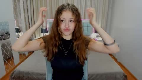 BeatriceWild online show from 10.07.25