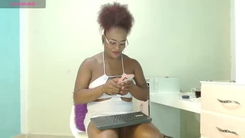 Snapshot of beatziedreams chatting on 02.24.25 Beatzie online show from 02.24.25