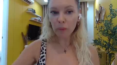 Beautifulkollette online show from 09.17.25