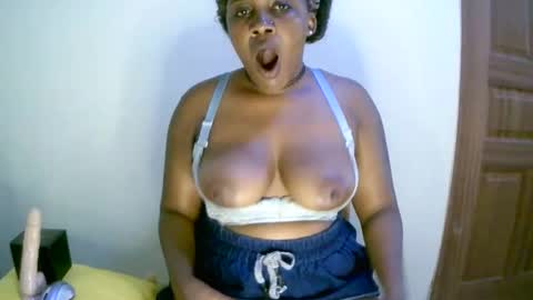 beautifulpeach2 online show from 01.22.25