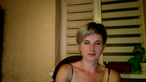 Snapshot of beautyksenia chatting on 09.30.25 BeautyKsenia online show from 09.30.25