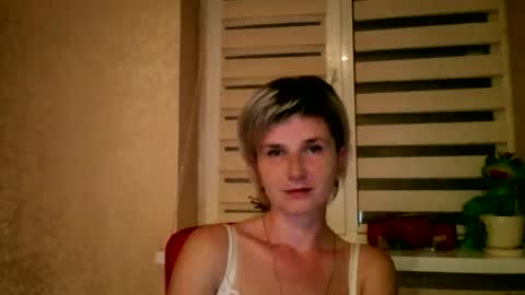 Snapshot of beautyksenia chatting on 10.08.25 BeautyKsenia online show from 10.08.25