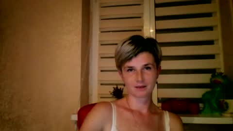 Snapshot of beautyksenia chatting on 10.14.25 BeautyKsenia online show from 10.14.25