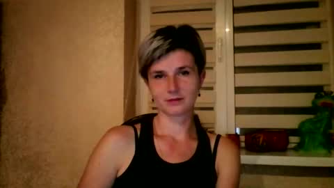 Snapshot of beautyksenia chatting on 10.23.25 BeautyKsenia online show from 10.23.25