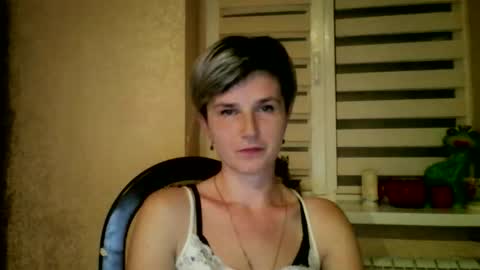 Snapshot of beautyksenia chatting on 11.04.25 BeautyKsenia online show from 11.04.25