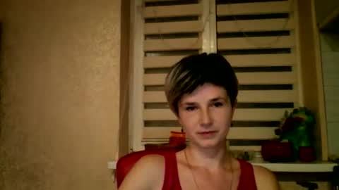 Snapshot of beautyksenia chatting on 12.17.25 BeautyKsenia online show from 12.17.25