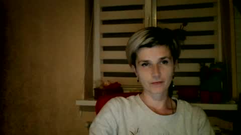Snapshot of beautyksenia chatting on 06.16.26 BeautyKsenia online show from 06.16.26