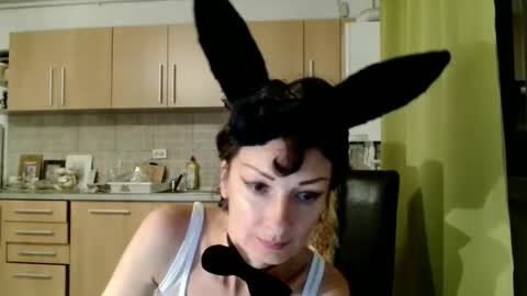 Raluca online show from 10.05.25