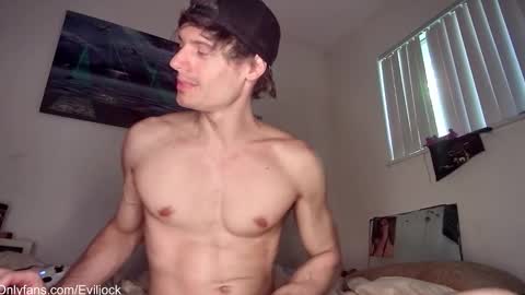 bebe  dust online show from 10.19.25