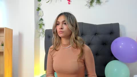 Snapshot of beccamilanni chatting on 12.07.24 beccamilanni online show from 12.07.24