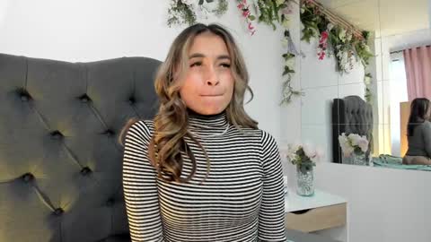 Snapshot of beccamilanni chatting on 12.10.24 beccamilanni online show from 12.10.24