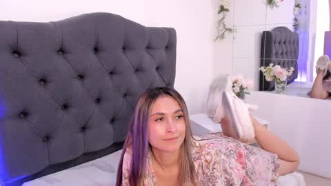 Snapshot of beccamilanni chatting on 12.13.24 beccamilanni online show from 12.13.24