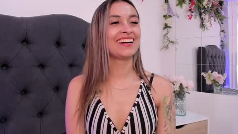 Snapshot of beccamilanni chatting on 12.14.24 beccamilanni online show from 12.14.24