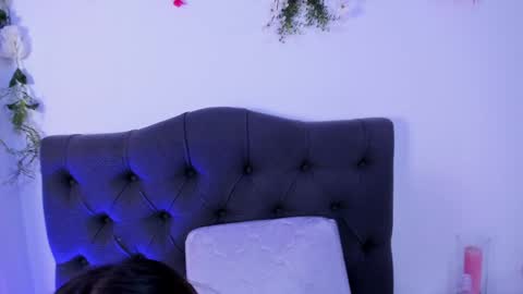 Snapshot of beccamilanni chatting on 01.24.25 beccamilanni online show from 01.24.25
