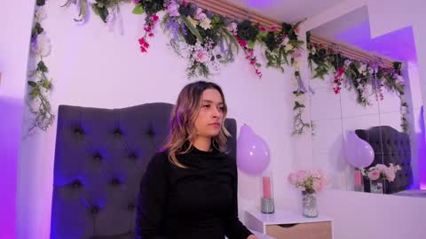 Snapshot of beccamilanni chatting on 01.25.25 beccamilanni online show from 01.25.25
