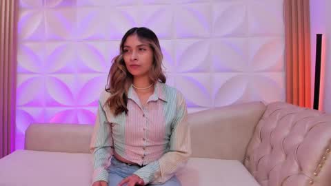 Snapshot of beccamilanni chatting on 03.07.25 beccamilanni online show from 03.07.25
