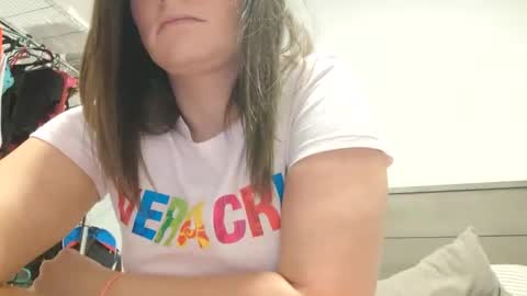 BECKY BOO  online show from 10.11.25