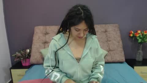 Snapshot of becky__huston chatting on 10.01.25 Becky online show from 10.01.25