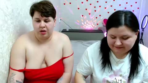 BeckyAndEllen online show from 02.25.25