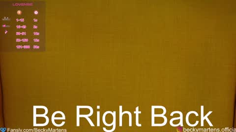 BeckyMartens come join me on    while im offline here  online show from 03.11.25