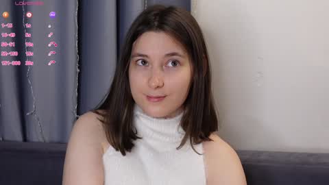 BeckyMartens come join me on    while im offline here  online show from 09.10.25