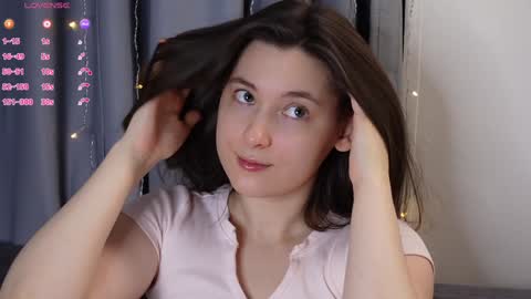 BeckyMartens come join me on    while im offline here  online show from 09.23.25