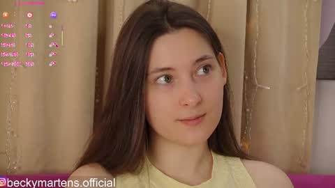 BeckyMartens come join me on    while im offline here  online show from 06.11.26